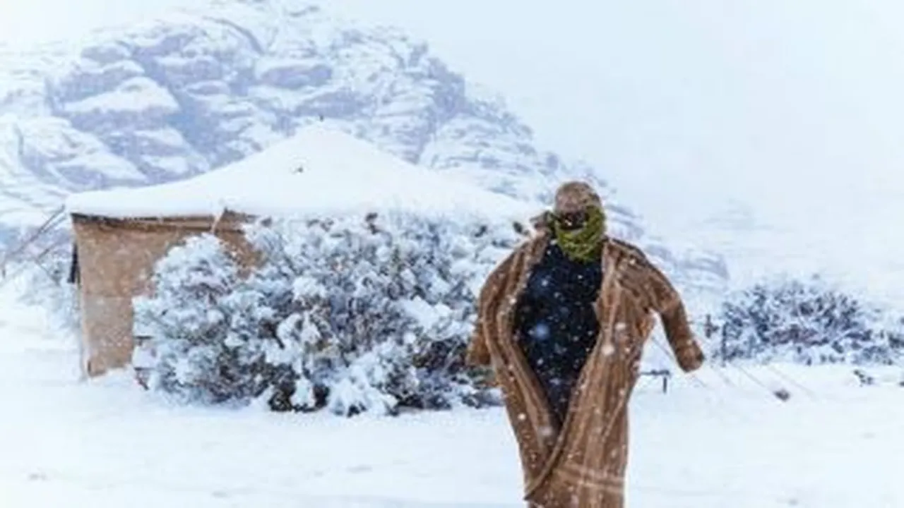 توقعات بتساقط الثلوج وزخات رعدية ورياح قوية في هذه المناطق يومي الثلاثاء والأربعاء